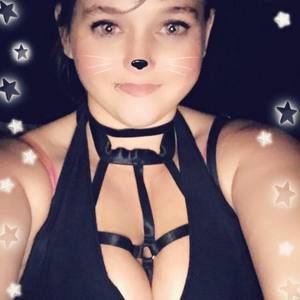 Meet your Posher, Esther